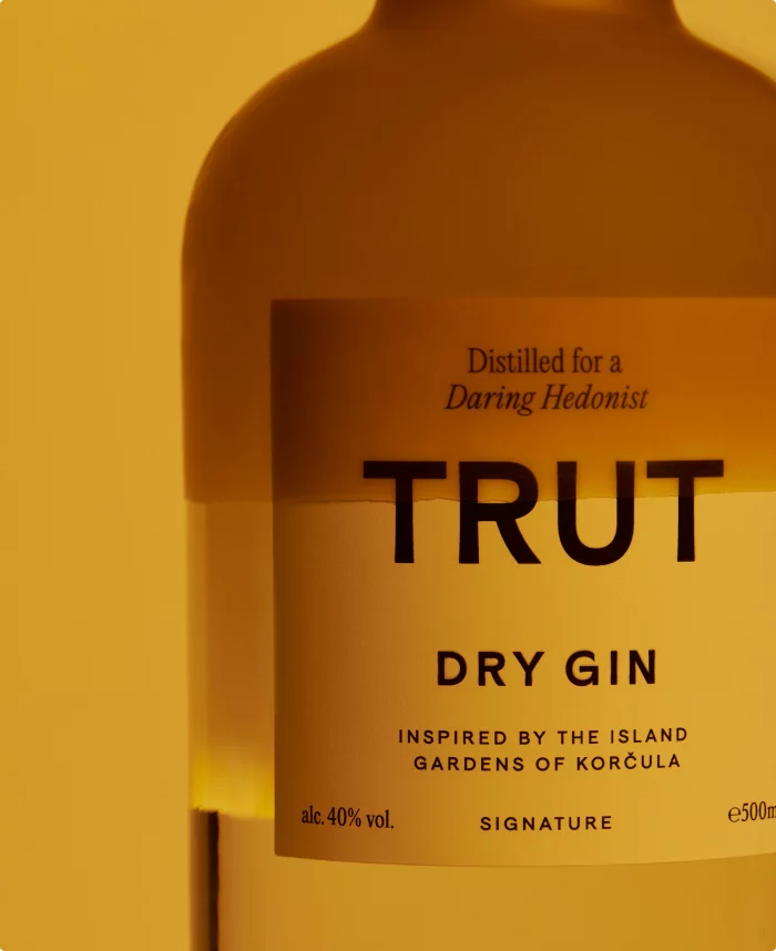 trutgin-row1-right