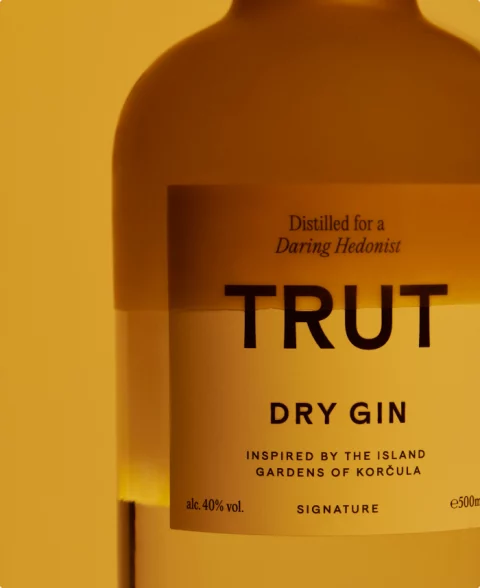 trutgin-row1-right